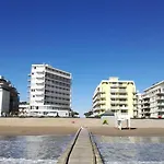 Laguna Palace - Nuovo Vicino Al Mare Lido di Jesolo